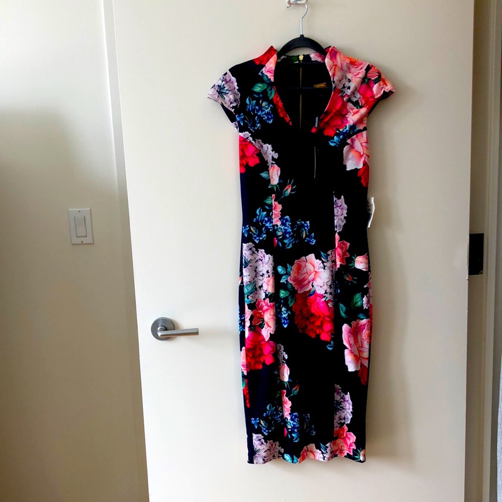 NWT Alexia Admor XS navy floral scuba midi dress